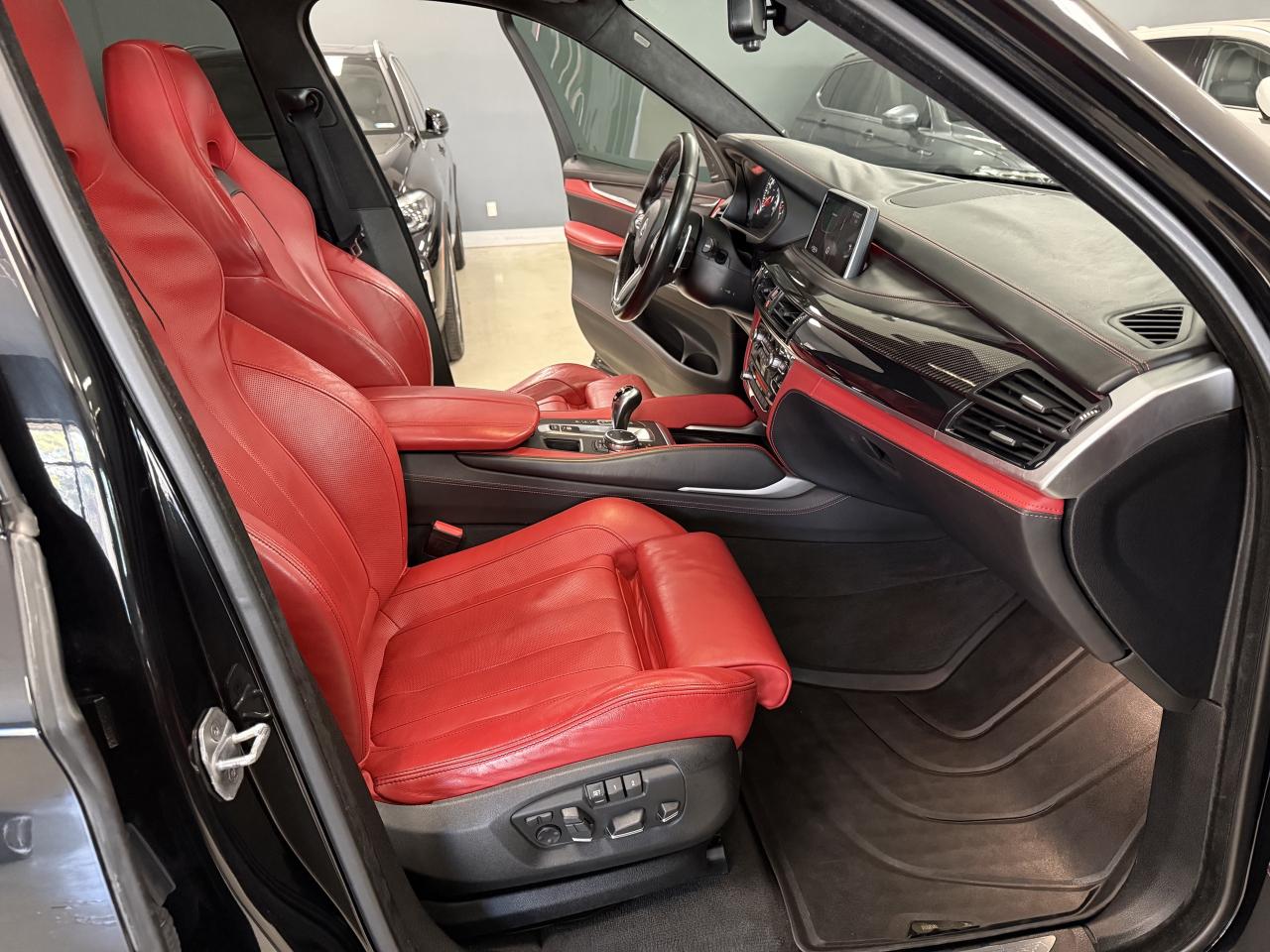 2016 BMW X5 M AWD 4dr///NO ACCIDENTS///567HP///RED ON BLACK/// Photo
