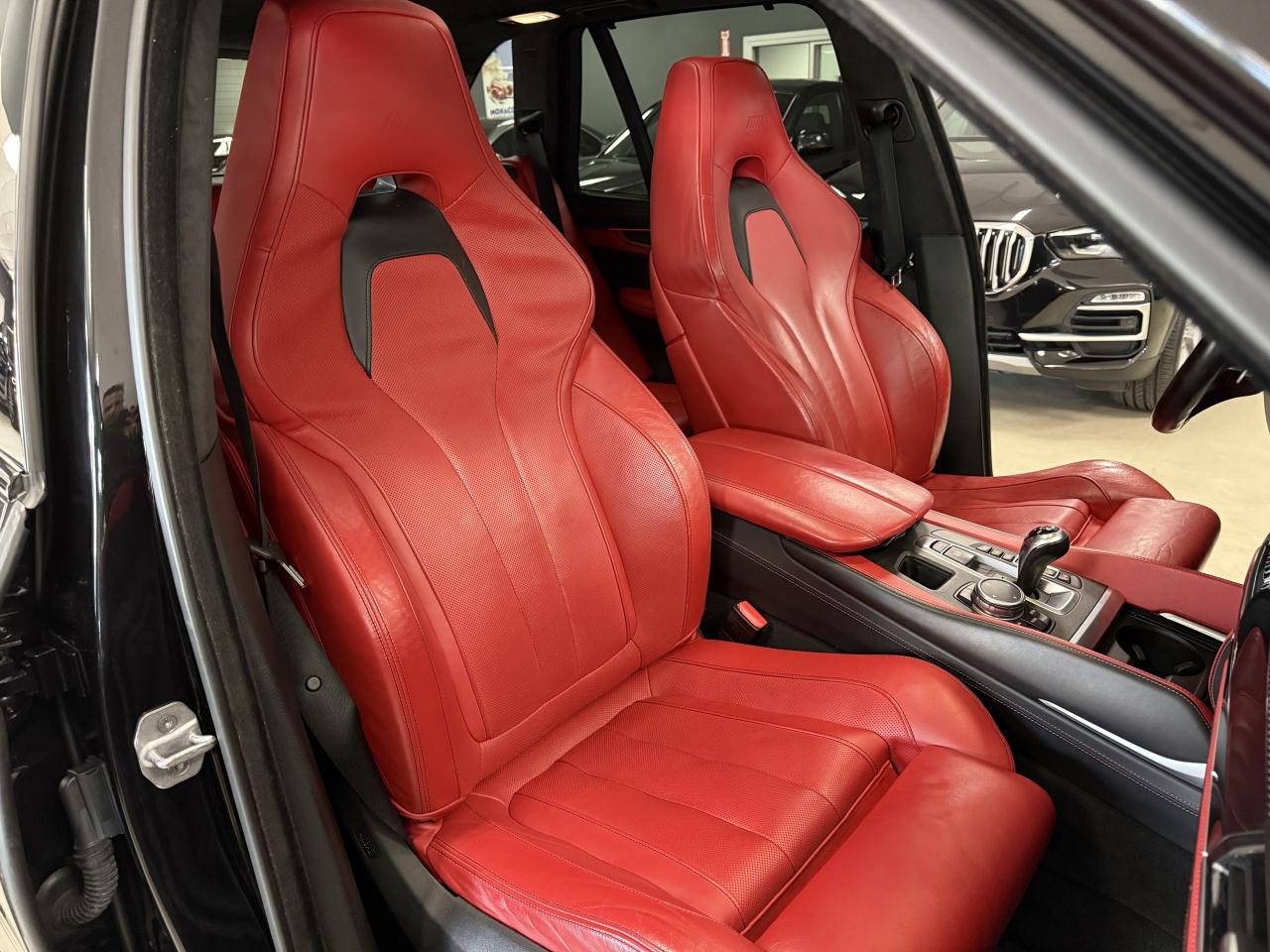 2016 BMW X5 M AWD 4dr///NO ACCIDENTS///567HP///RED ON BLACK/// Photo