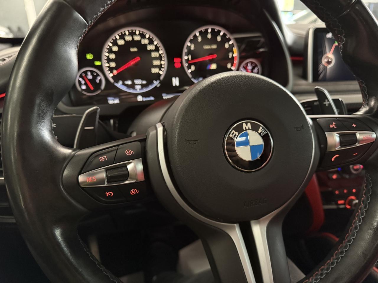 2016 BMW X5 M AWD 4dr///NO ACCIDENTS///567HP///RED ON BLACK/// Photo