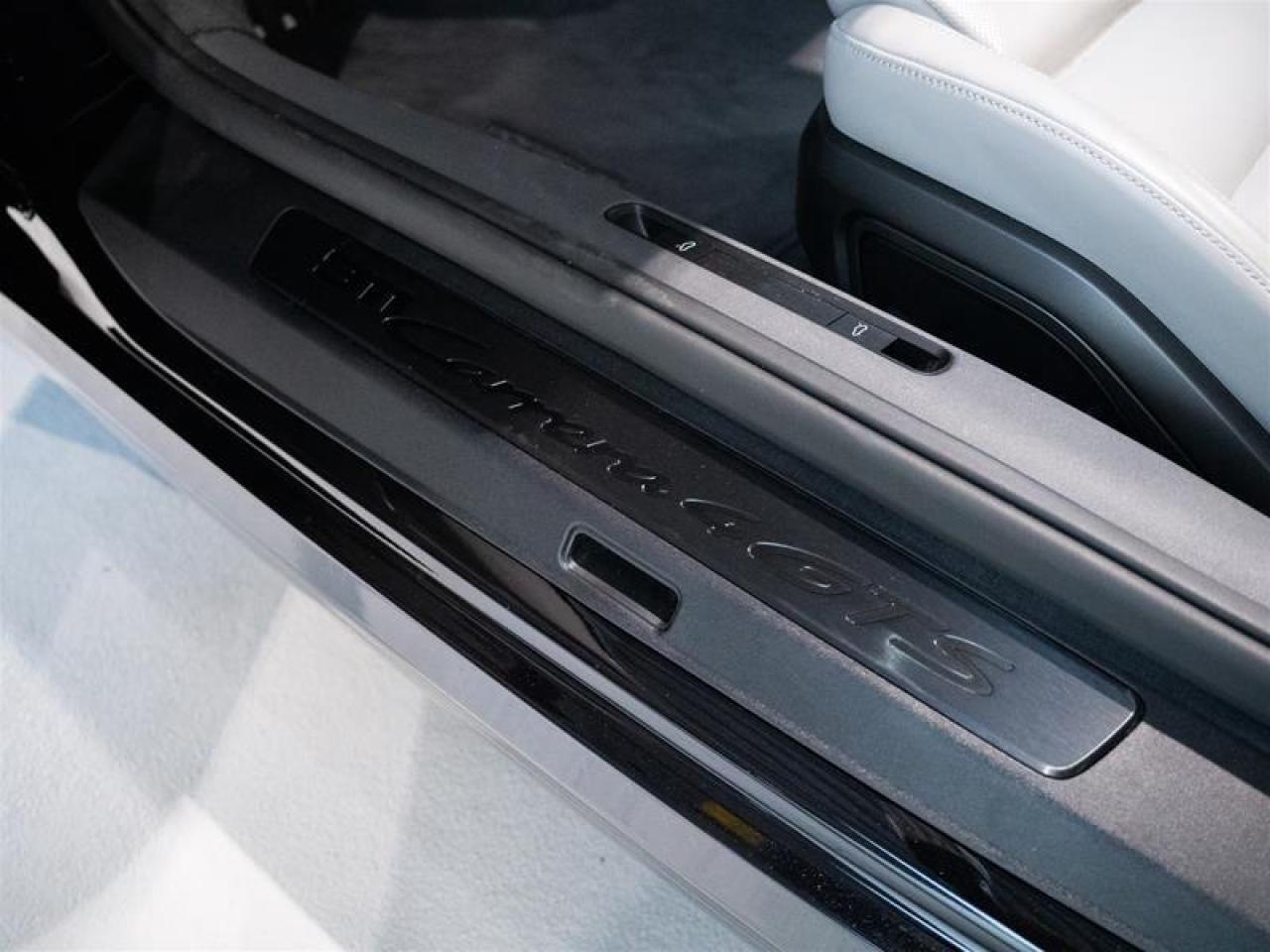 2023 Porsche 911 Carrera 4 GTS Cabriolet Photo