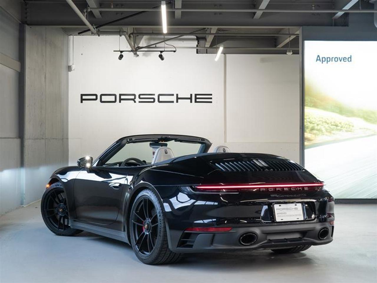 2023 Porsche 911 Carrera 4 GTS Cabriolet Photo