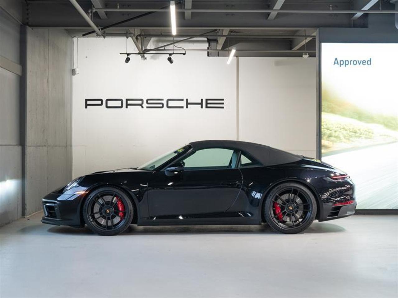 2023 Porsche 911 Carrera 4 GTS Cabriolet Photo