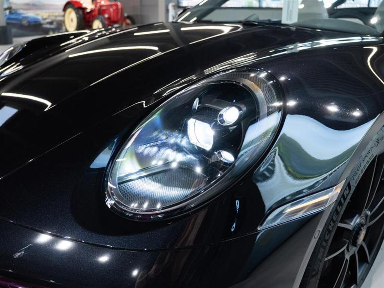 2023 Porsche 911 Carrera 4 GTS Cabriolet Photo