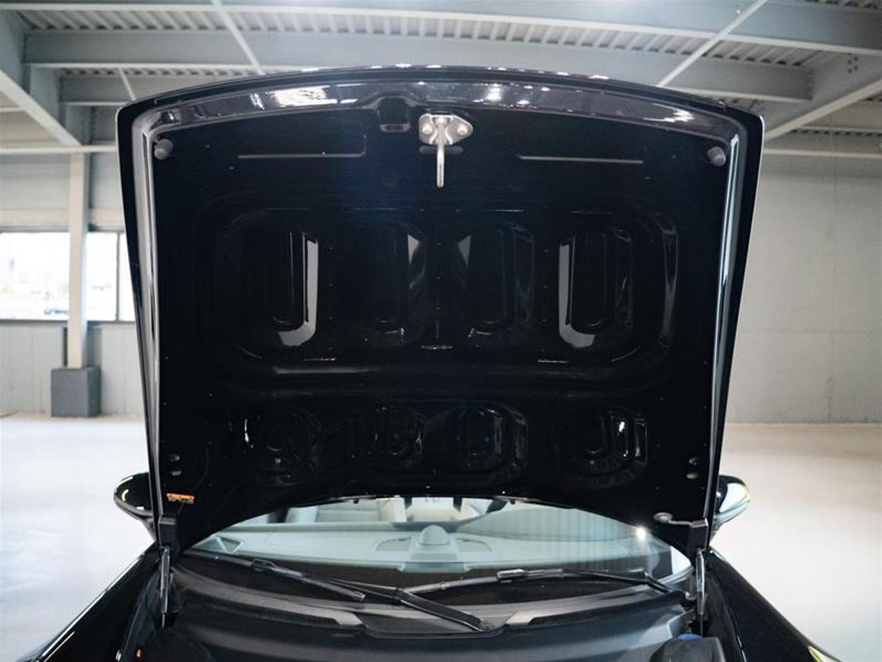 2023 Porsche 911 Carrera 4 GTS Cabriolet Photo