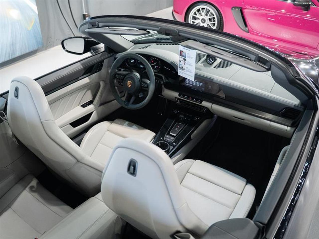 2023 Porsche 911 Carrera 4 GTS Cabriolet Photo