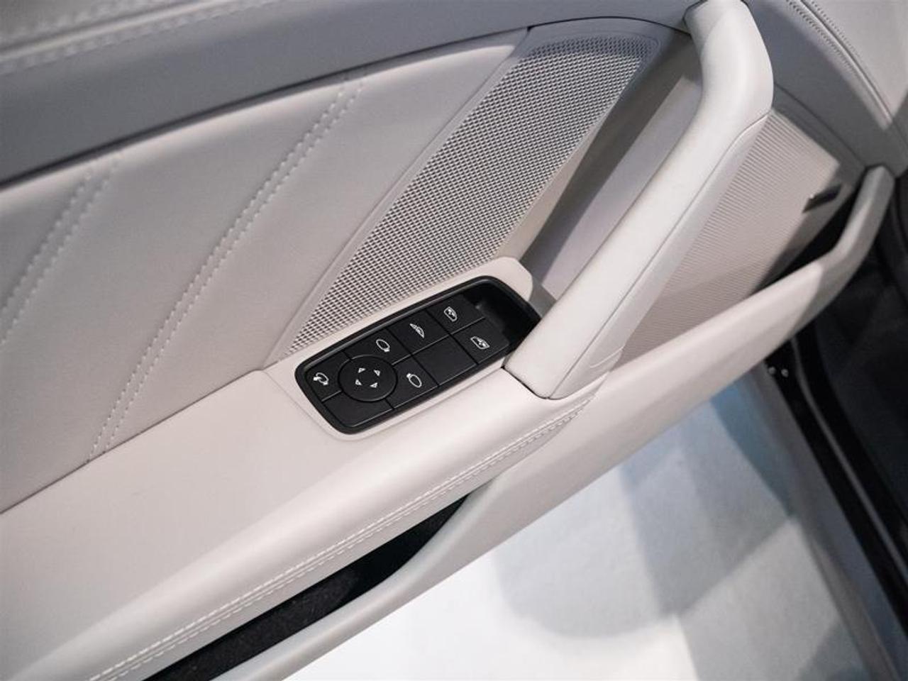 2023 Porsche 911 Carrera 4 GTS Cabriolet Photo