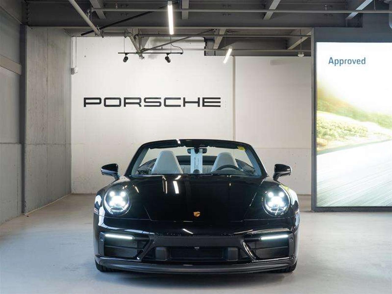 2023 Porsche 911 Carrera 4 GTS Cabriolet Photo