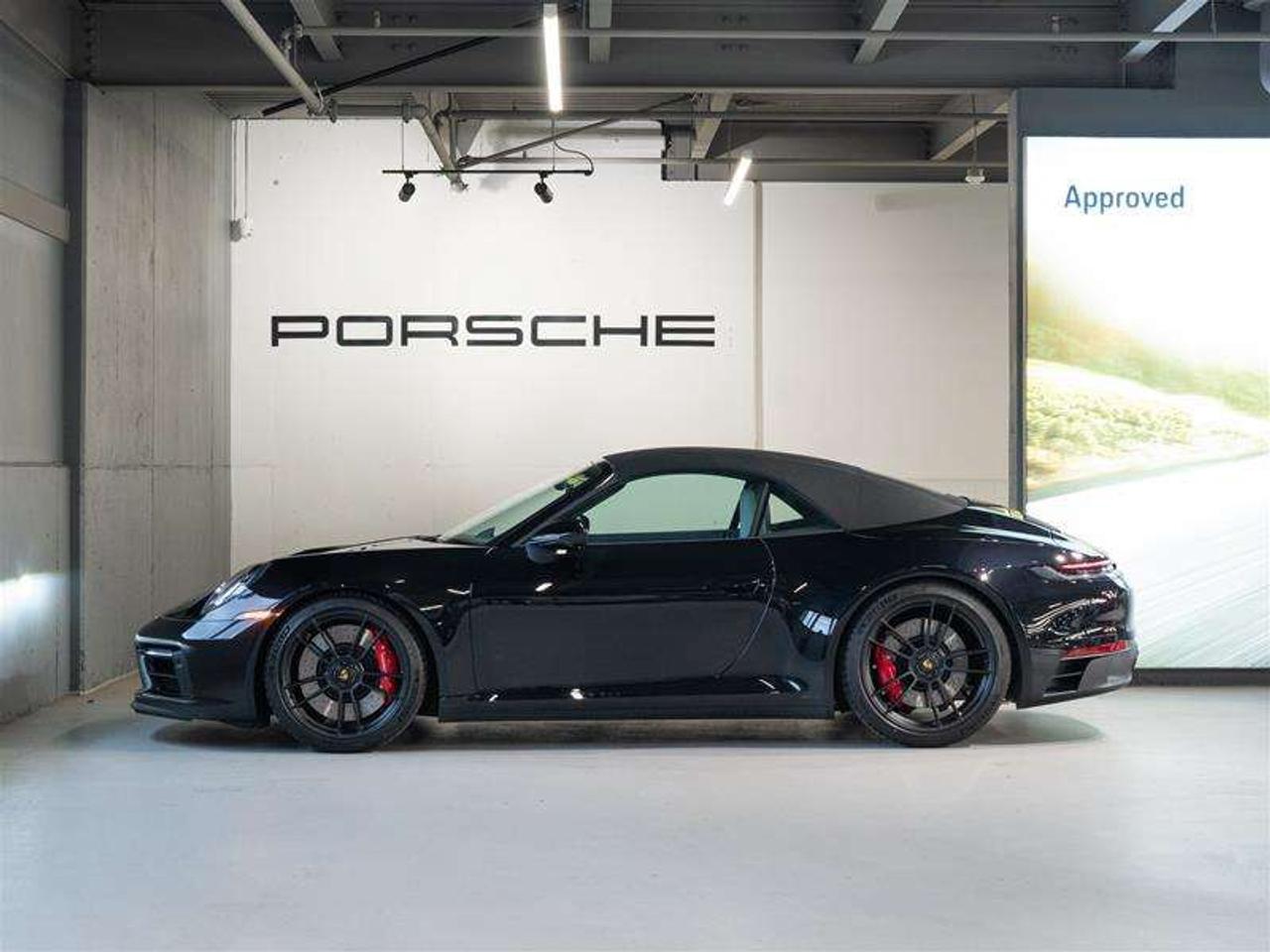 2023 Porsche 911 Carrera 4 GTS Cabriolet Photo