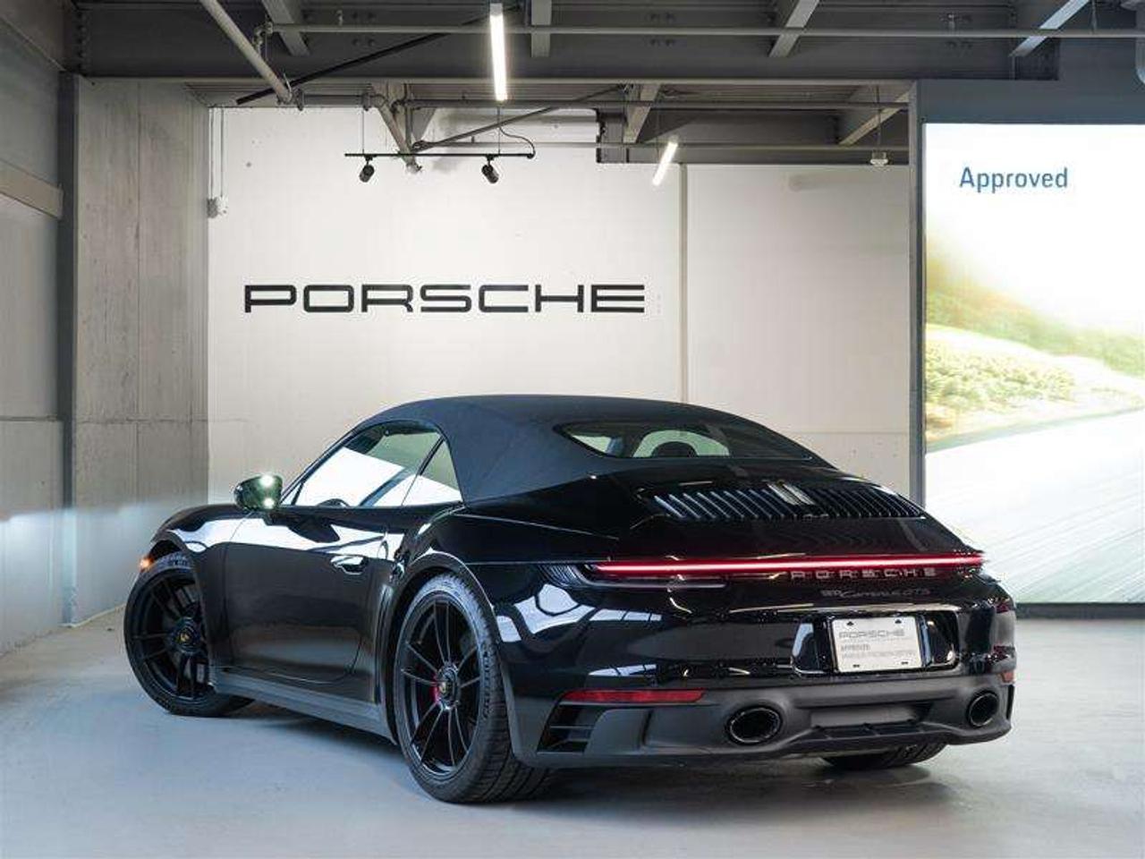 2023 Porsche 911 Carrera 4 GTS Cabriolet Photo