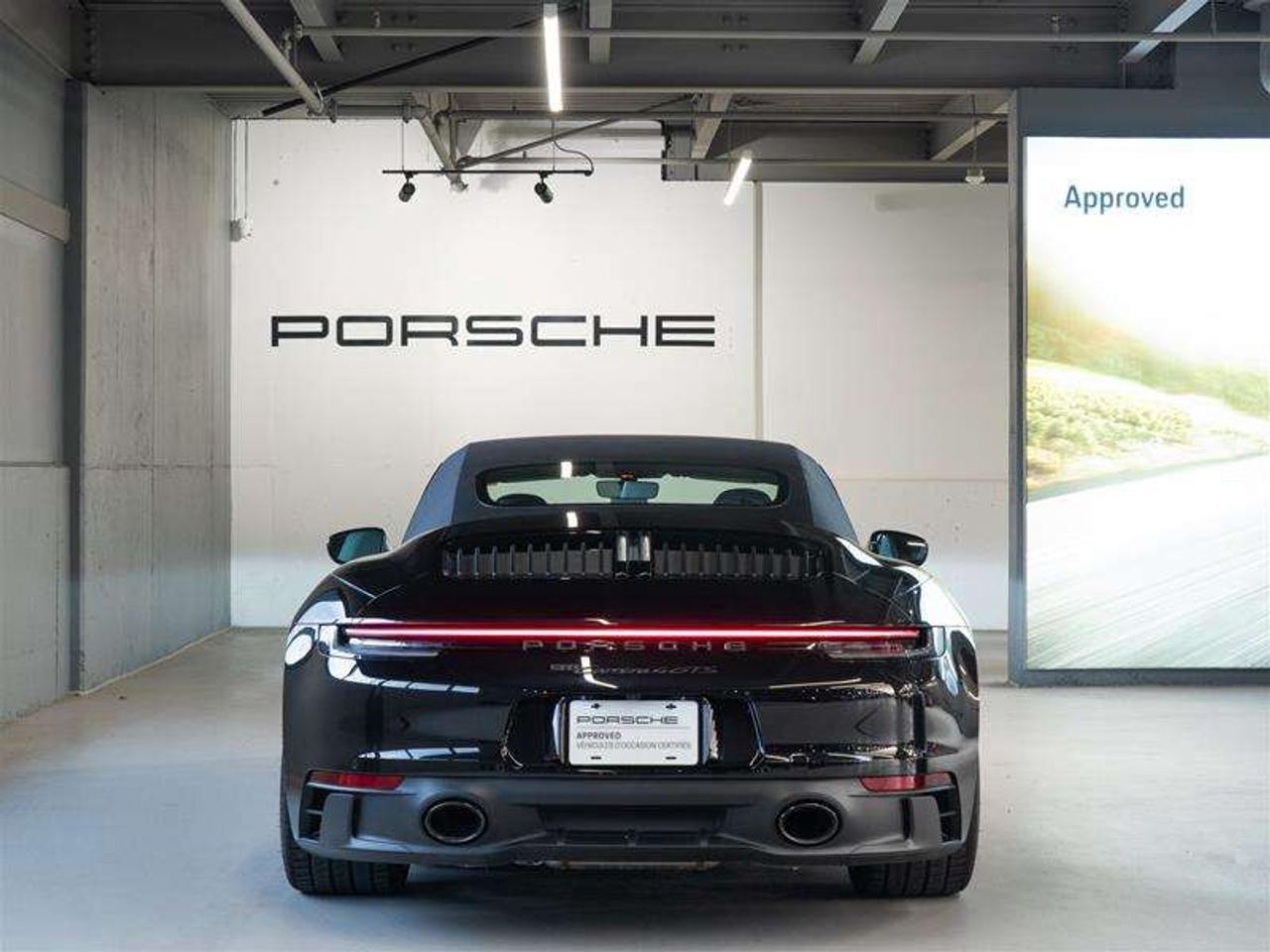 2023 Porsche 911 Carrera 4 GTS Cabriolet Photo