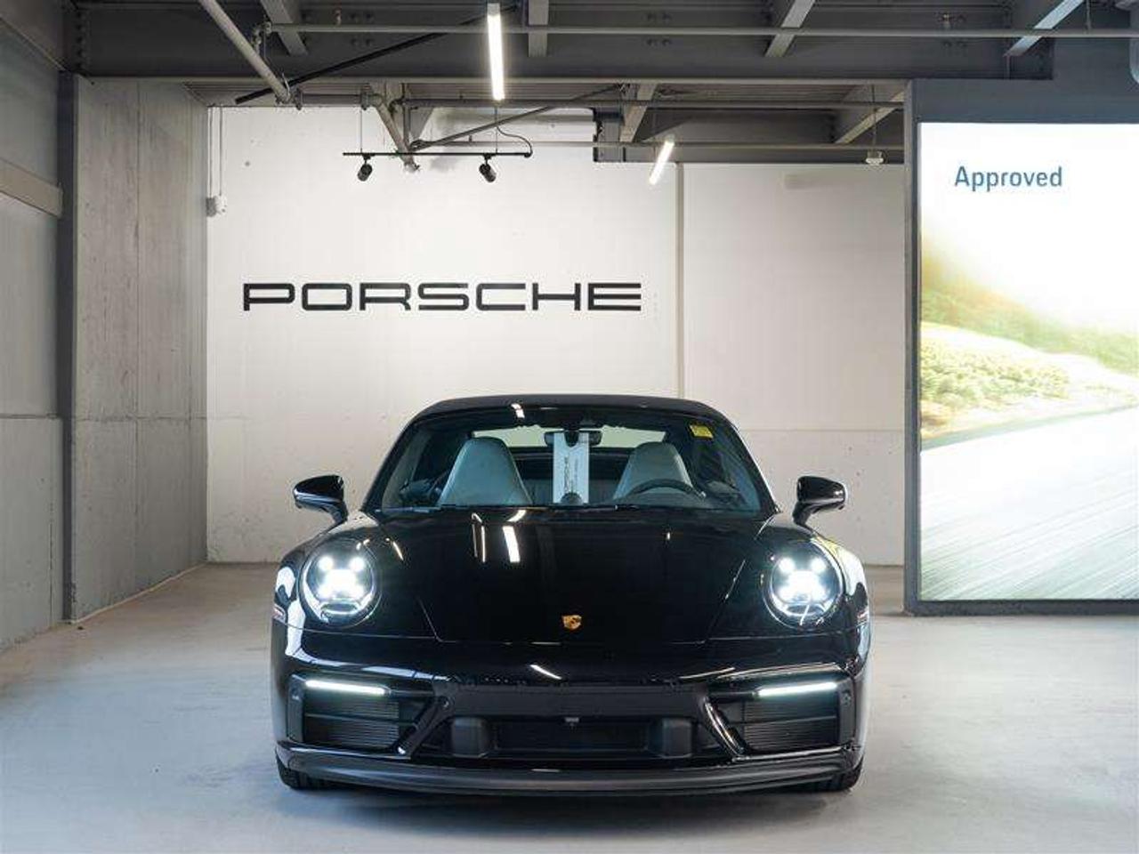 2023 Porsche 911 Carrera 4 GTS Cabriolet Photo