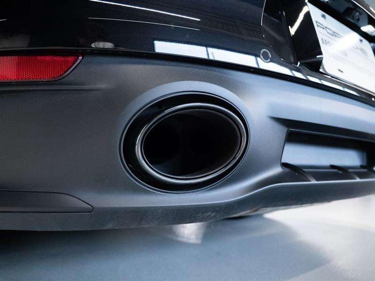 2023 Porsche 911 Carrera 4 GTS Cabriolet Photo