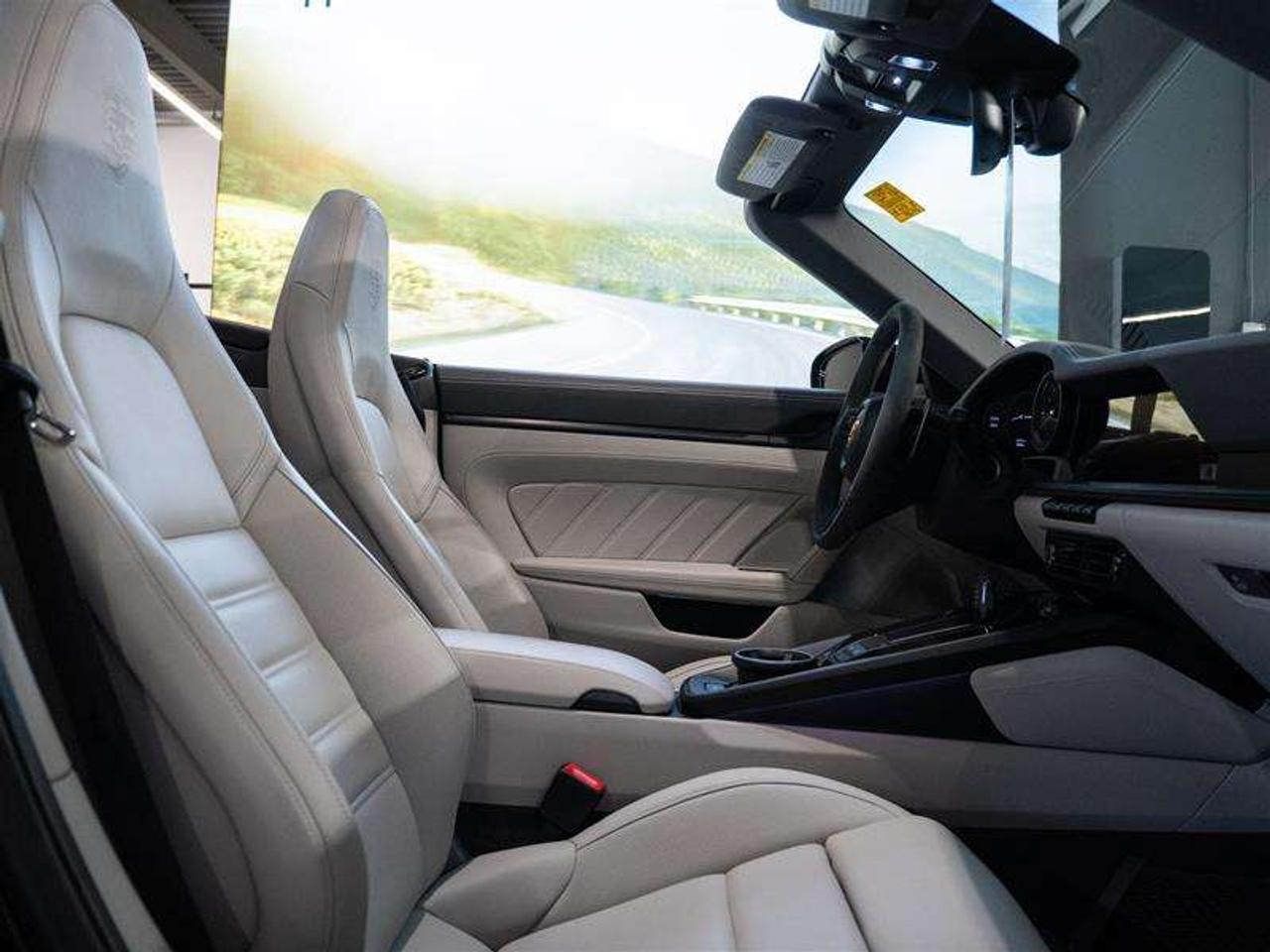 2023 Porsche 911 Carrera 4 GTS Cabriolet Photo