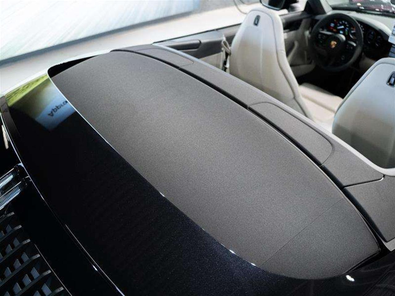 2023 Porsche 911 Carrera 4 GTS Cabriolet Photo