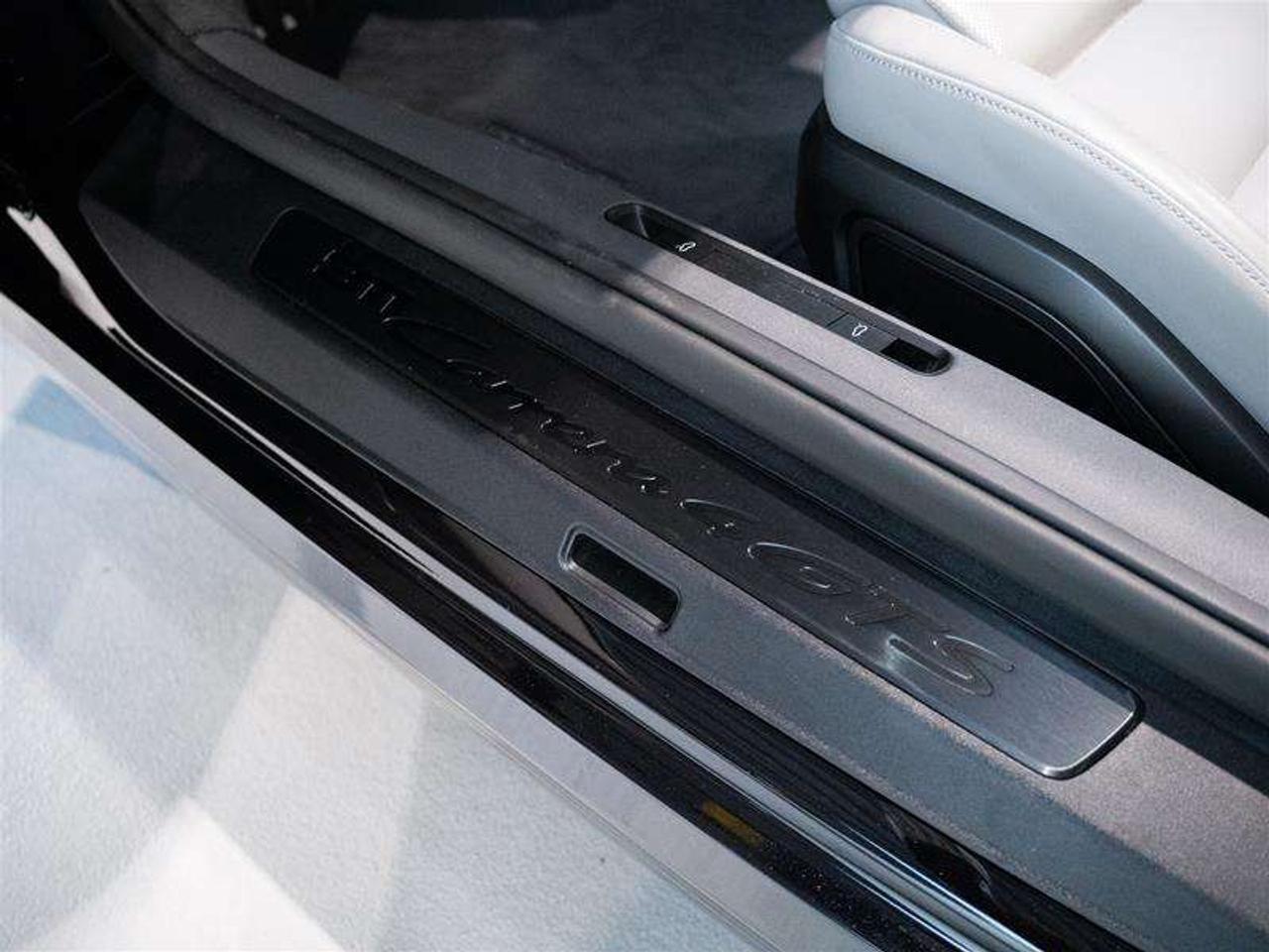 2023 Porsche 911 Carrera 4 GTS Cabriolet Photo