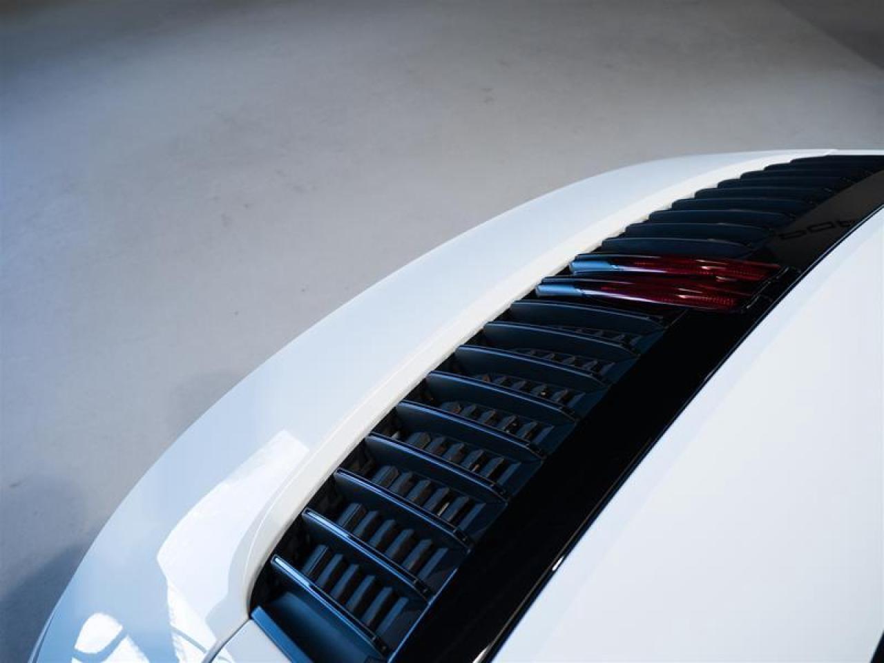 2020 Porsche 911 Carrera Cabriolet (992) Photo