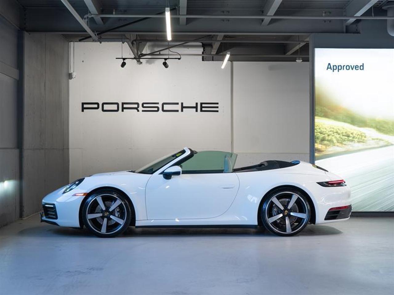 2020 Porsche 911 Carrera Cabriolet (992) Photo