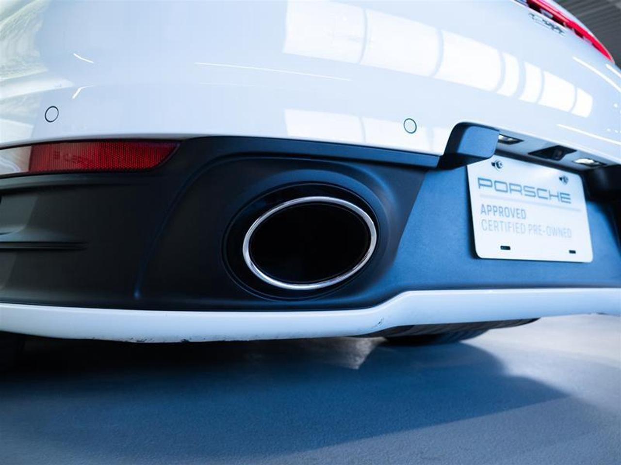 2020 Porsche 911 Carrera Cabriolet (992) Photo