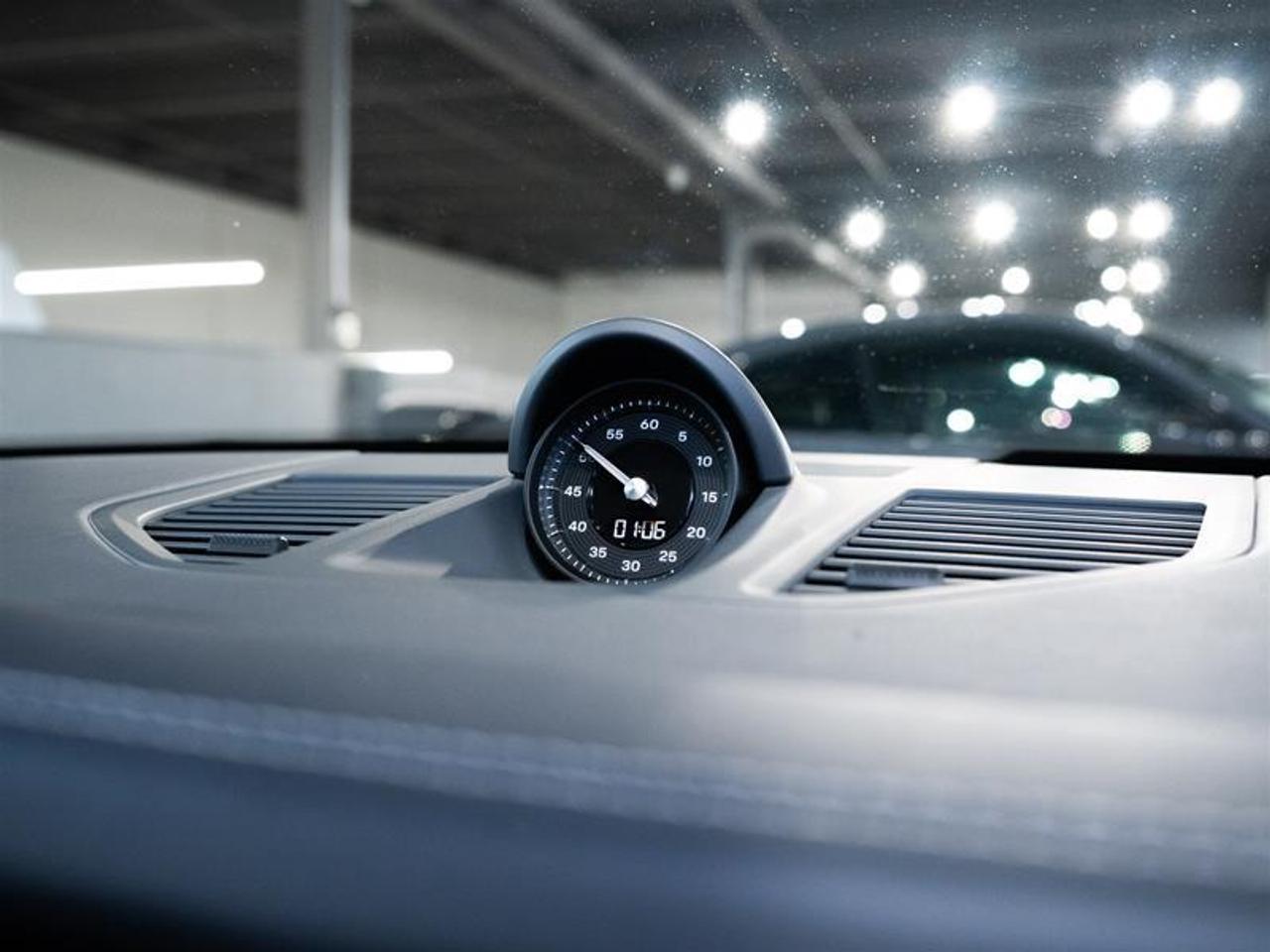 2020 Porsche 911 Carrera Cabriolet (992) Photo