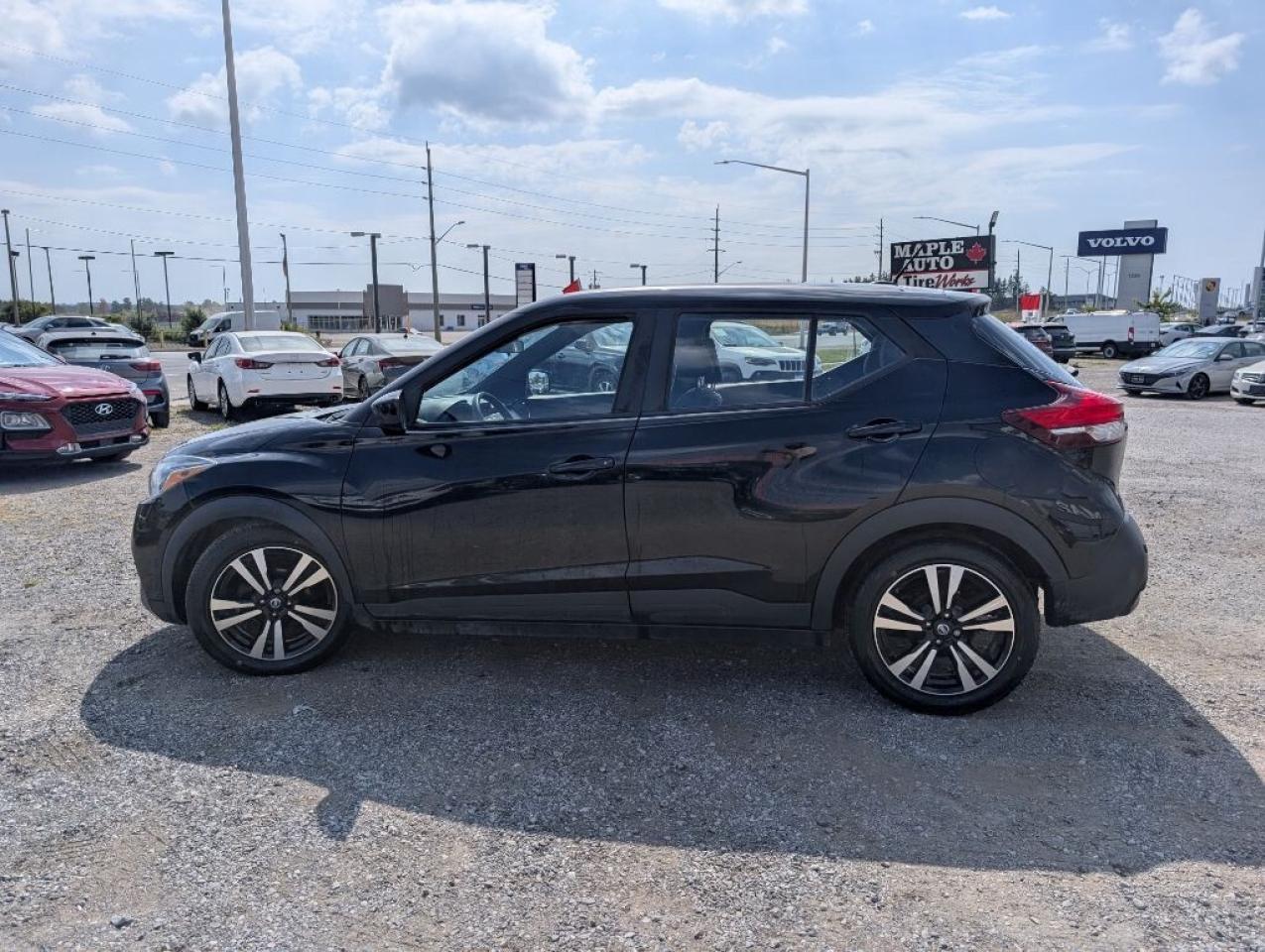 2020 Nissan Kicks SV  CAMERA LANE ASSIST BLIND SPOT  RMT START Photo