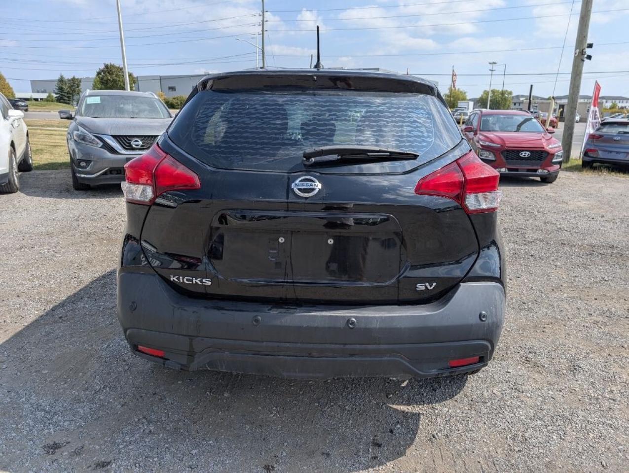 2020 Nissan Kicks SV  CAMERA LANE ASSIST BLIND SPOT  RMT START Photo