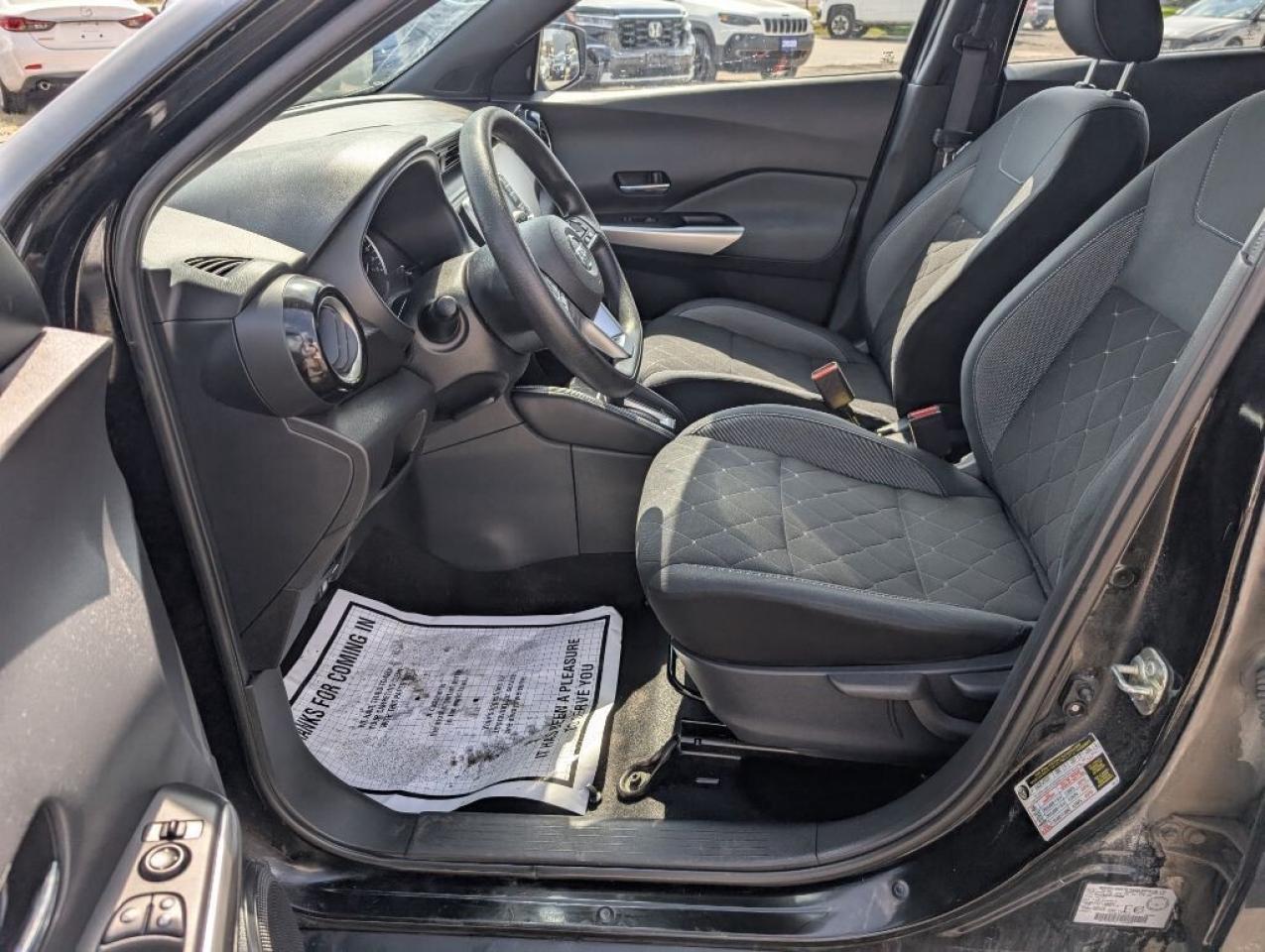 2020 Nissan Kicks SV  CAMERA LANE ASSIST BLIND SPOT  RMT START Photo