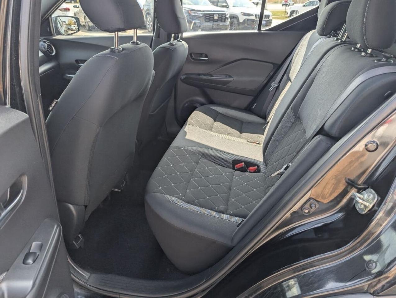 2020 Nissan Kicks SV  CAMERA LANE ASSIST BLIND SPOT  RMT START Photo