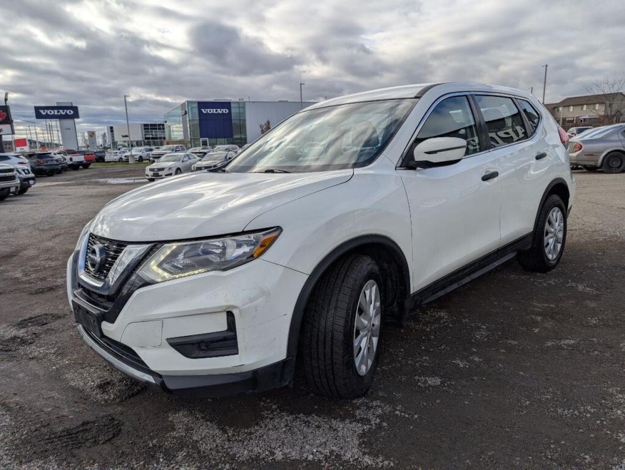 2017 Nissan Rogue CAMERA   HTD SEATS   BLUETOOTH Photo