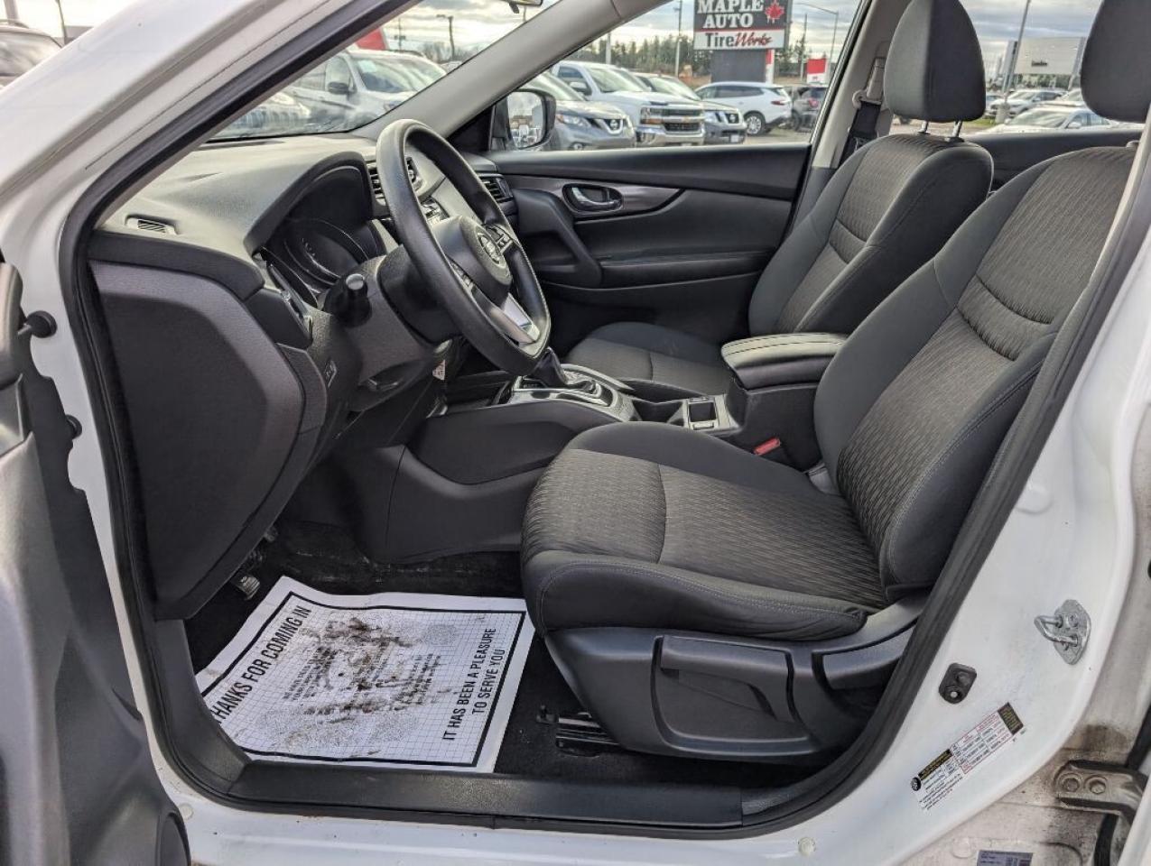 2017 Nissan Rogue CAMERA   HTD SEATS   BLUETOOTH Photo