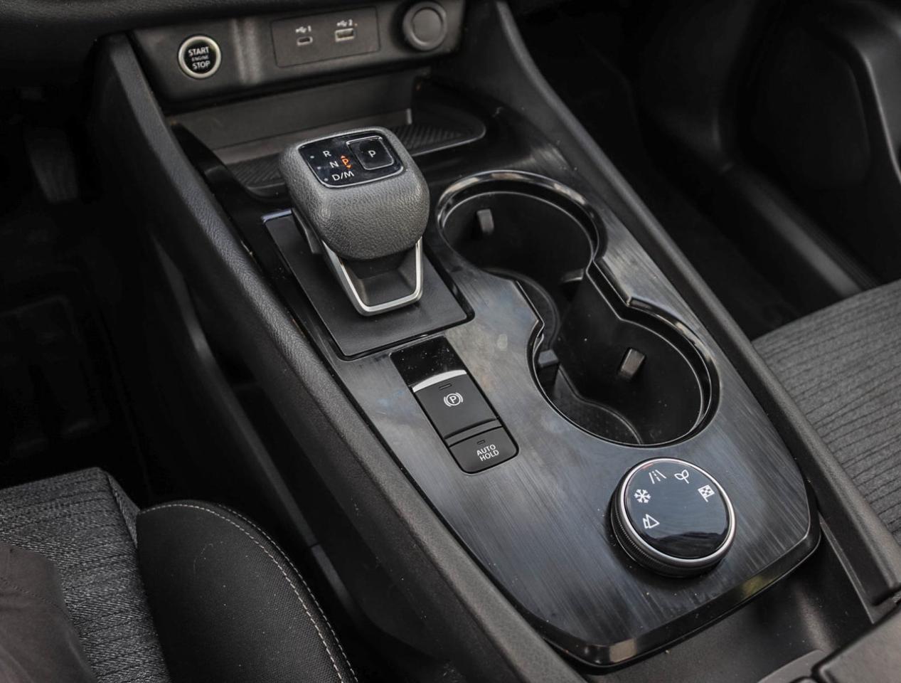 2023 Nissan Rogue SV Moonroof GREAT RATES! Photo