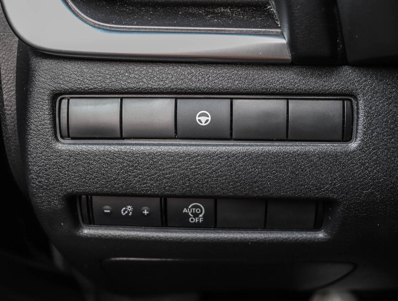 2023 Nissan Rogue SV Moonroof GREAT RATES! Photo