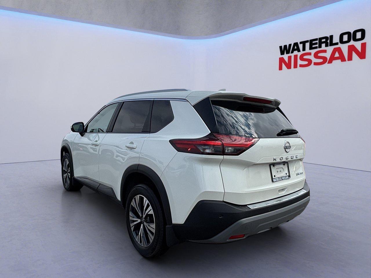 2023 Nissan Rogue SV Moonroof GREAT RATES! Photo