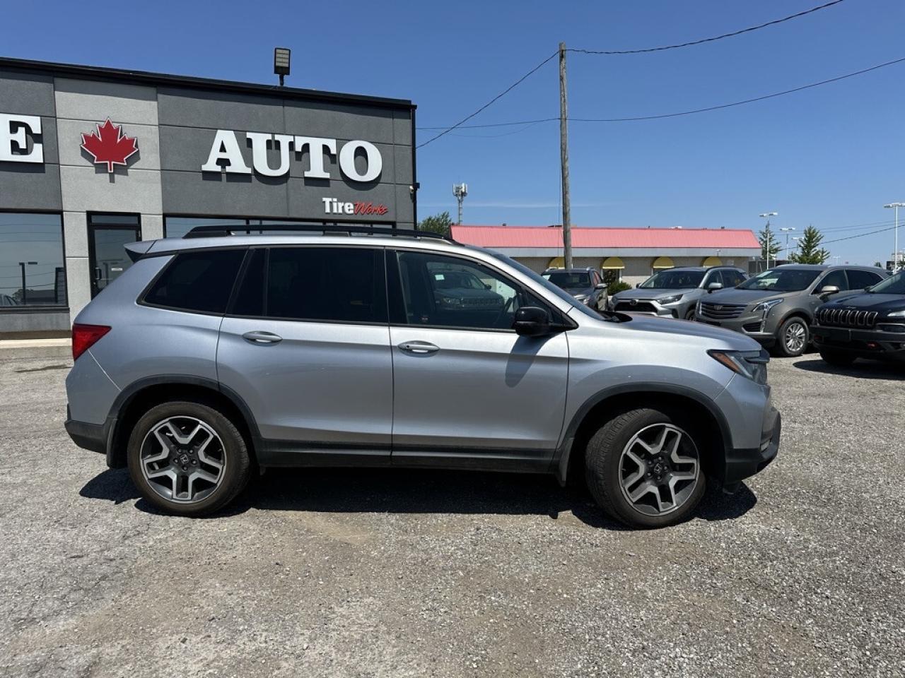 2022 Honda Passport Touring AWD   NAVI   LEATHER  SUNROOF   CAMERA Photo