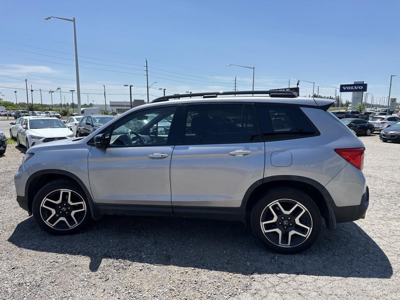 2022 Honda Passport Touring AWD   NAVI   LEATHER  SUNROOF   CAMERA Photo