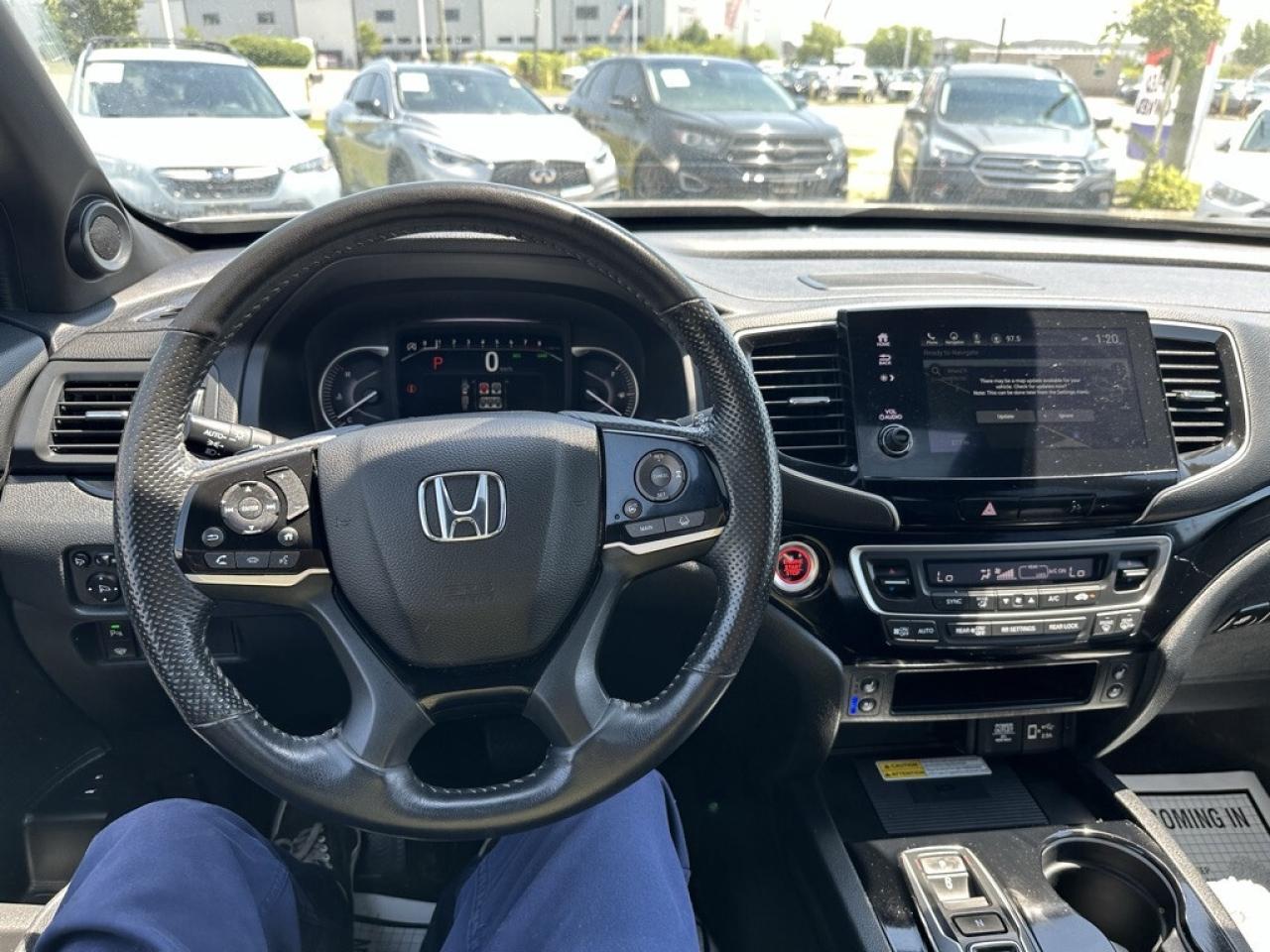 2022 Honda Passport Touring AWD   NAVI   LEATHER  SUNROOF   CAMERA Photo