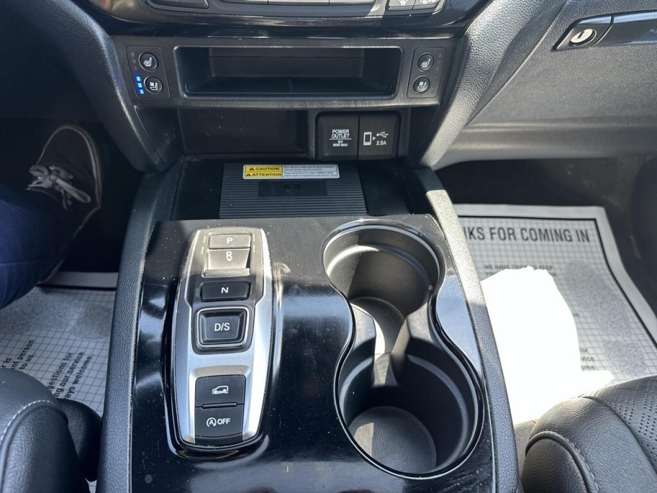 2022 Honda Passport Touring AWD   NAVI   LEATHER  SUNROOF   CAMERA Photo