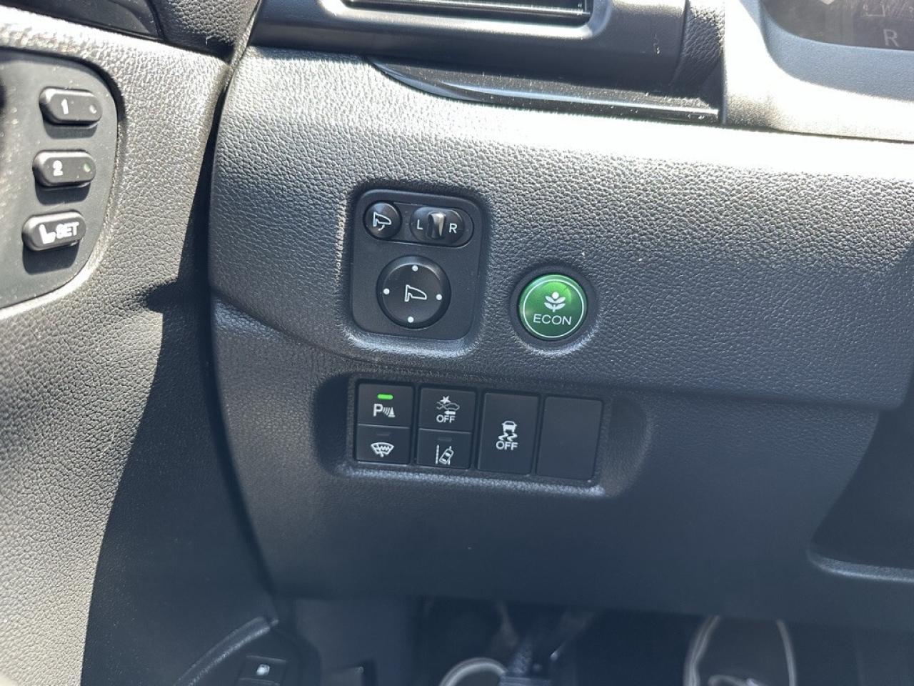 2022 Honda Passport Touring AWD   NAVI   LEATHER  SUNROOF   CAMERA Photo