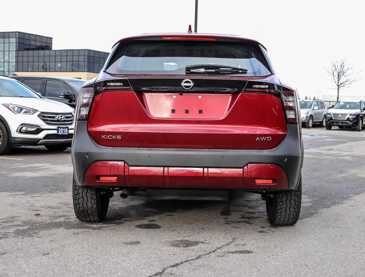 2025 Nissan Kicks S Photo