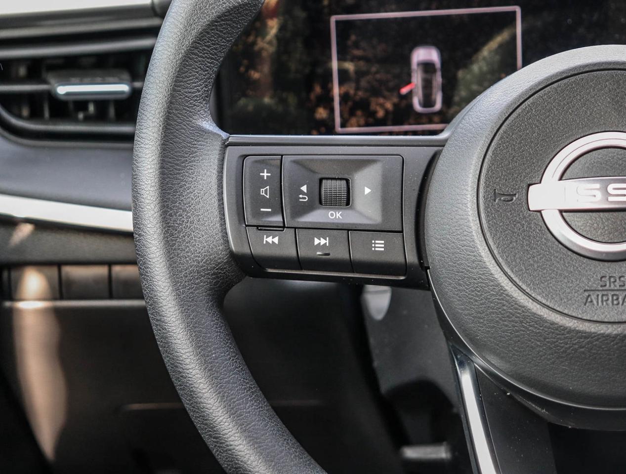 2025 Nissan Kicks S Photo