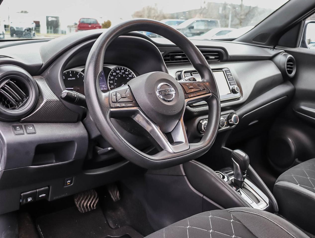 2019 Nissan Kicks S FWD !!! NO ACCIDENTS !!! ONE OWNER !!! !!! LOW K Photo