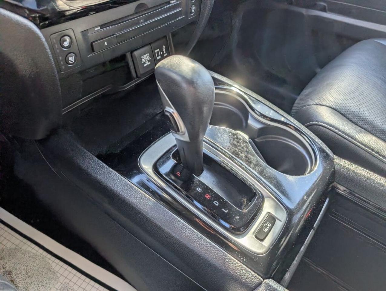 2019 Honda Ridgeline Touring   NAV   LEATHER   SUNROOF   CAMERA Photo