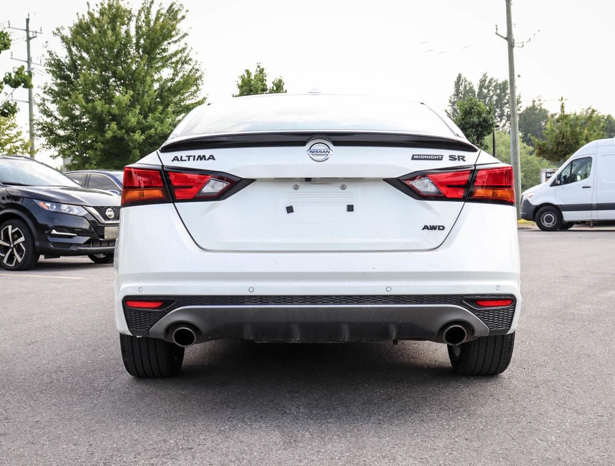 2022 Nissan Altima SR Midnight Edition 2.5L 4 CYL !!! NO ACCIDENTS !! Photo