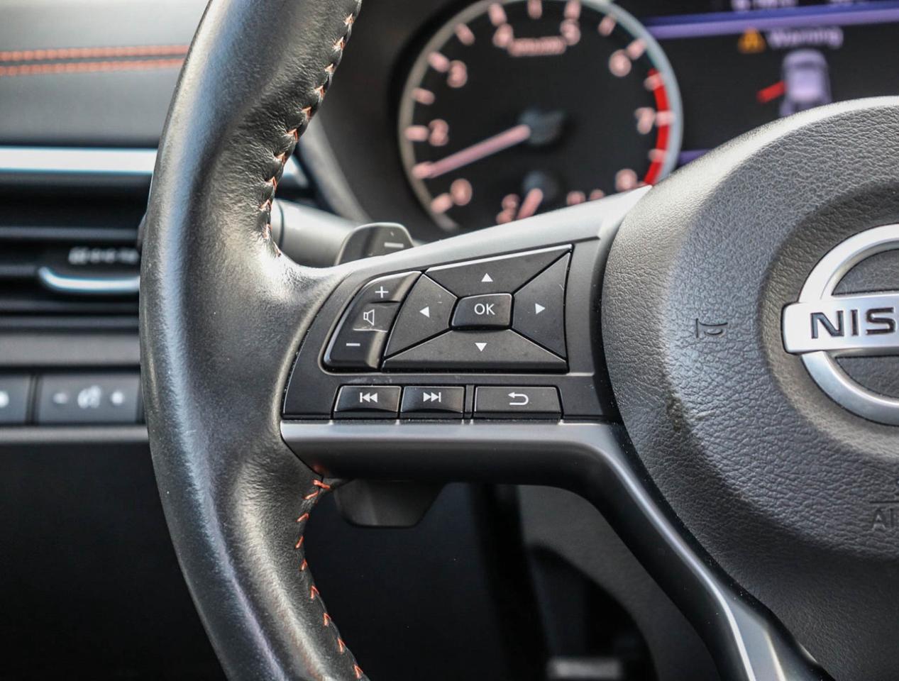 2022 Nissan Altima SR Midnight Edition 2.5L 4 CYL !!! NO ACCIDENTS !! Photo