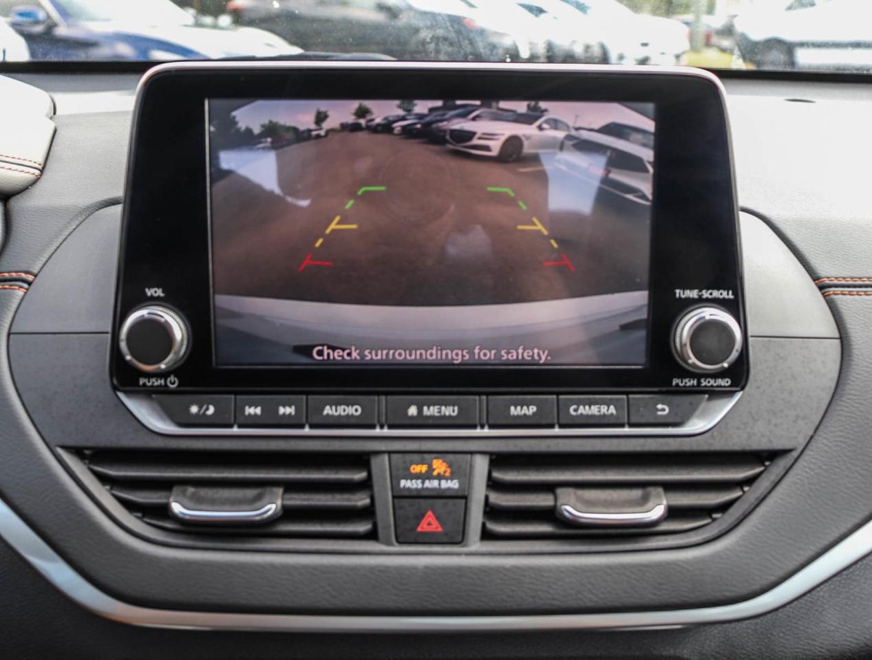 2022 Nissan Altima SR Midnight Edition 2.5L 4 CYL !!! NO ACCIDENTS !! Photo