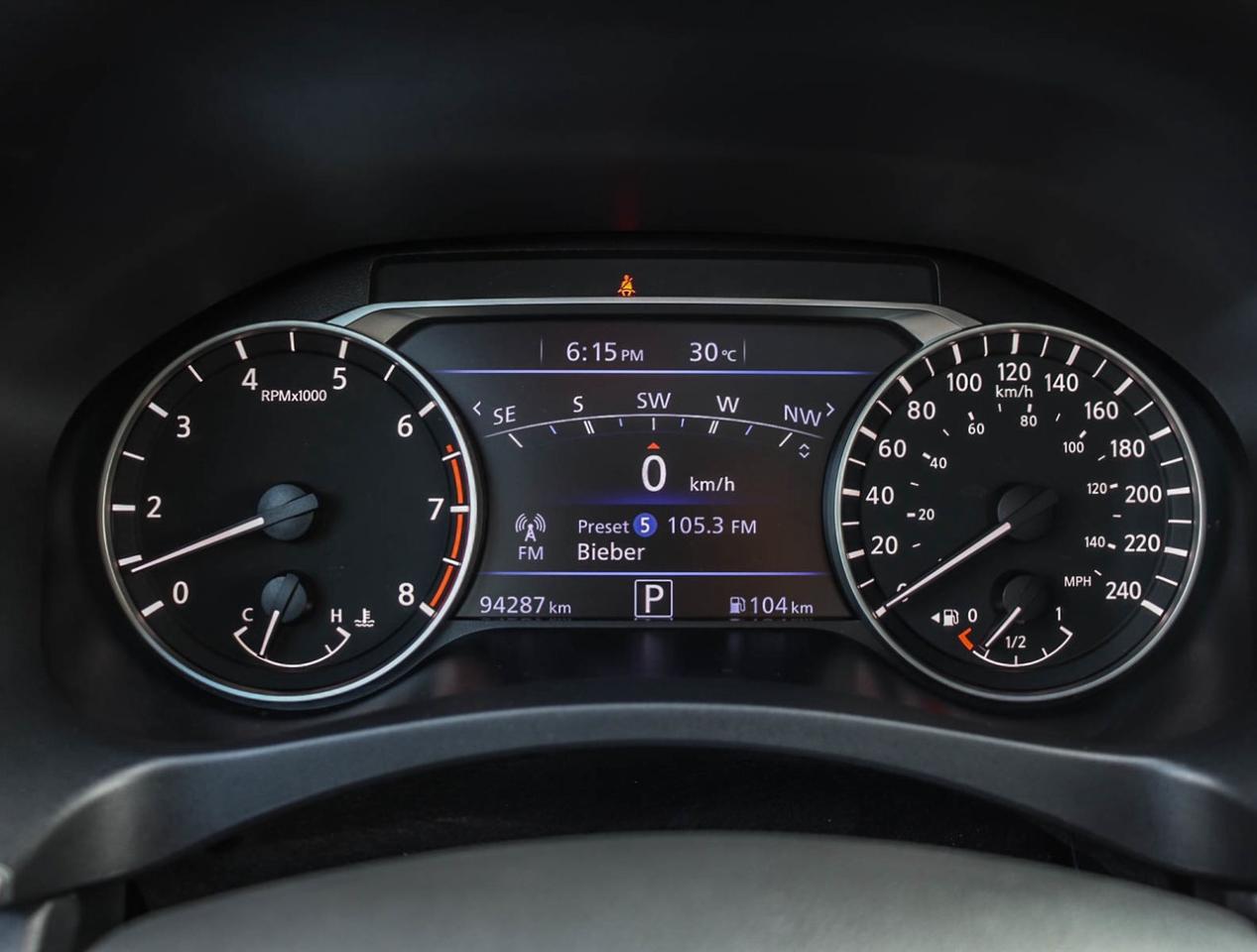 2022 Nissan Altima SR Midnight Edition 2.5L 4 CYL !!! NO ACCIDENTS !! Photo