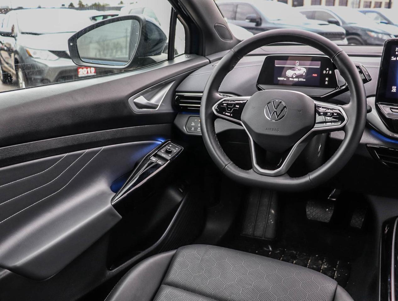 2023 Volkswagen ID.4 Pro Photo