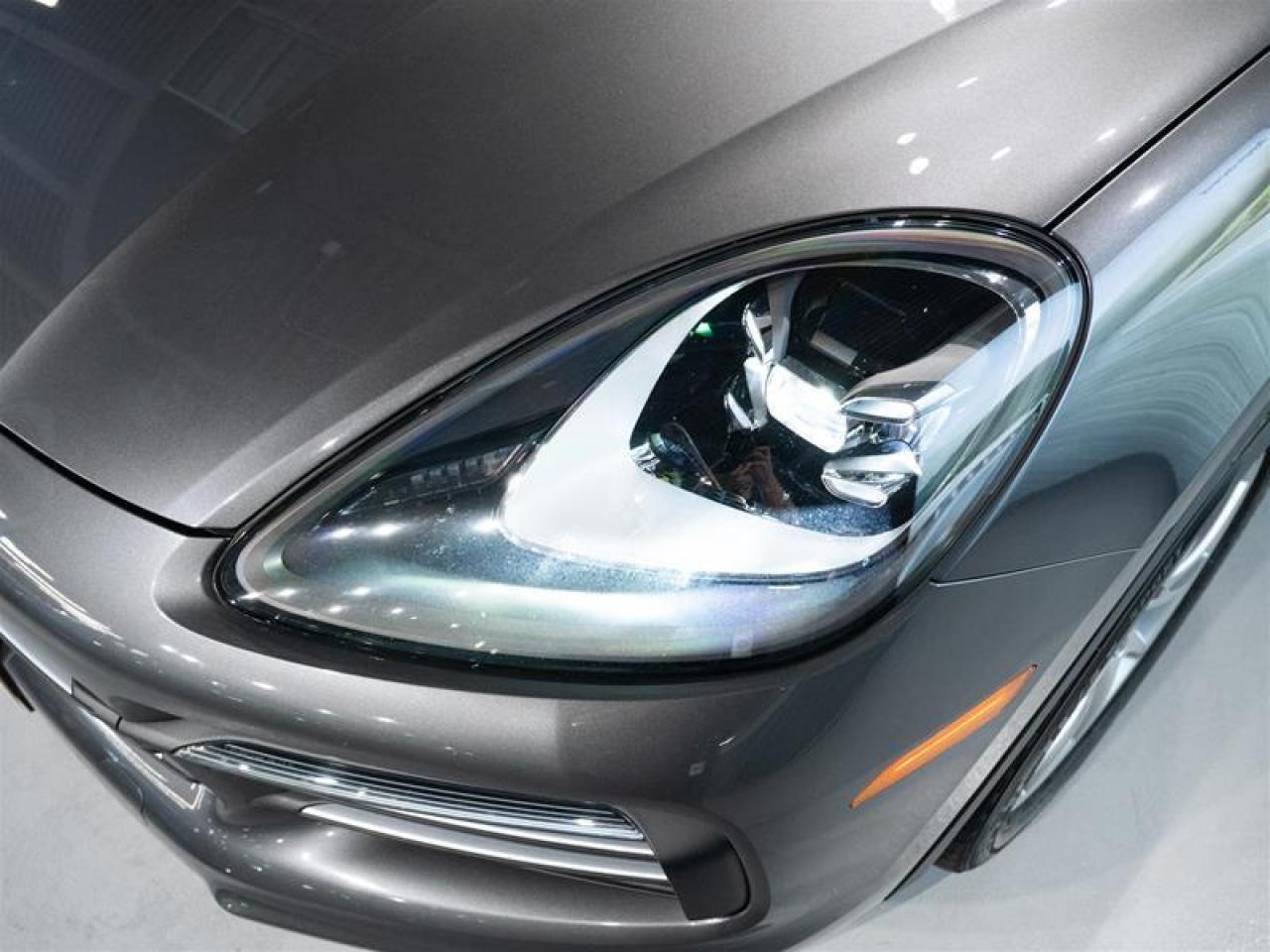 2022 Porsche Cayenne  Photo