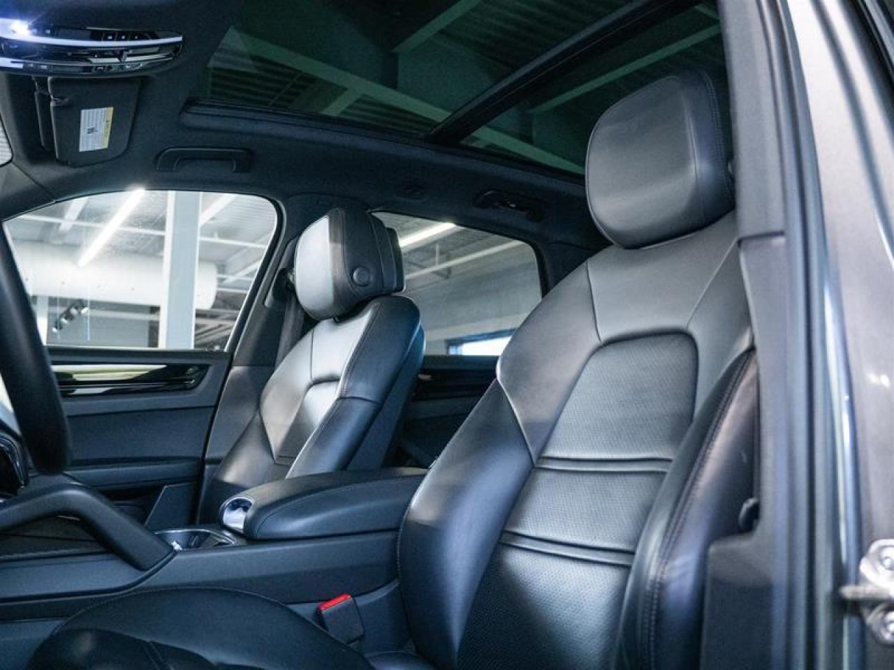 2022 Porsche Cayenne  Photo