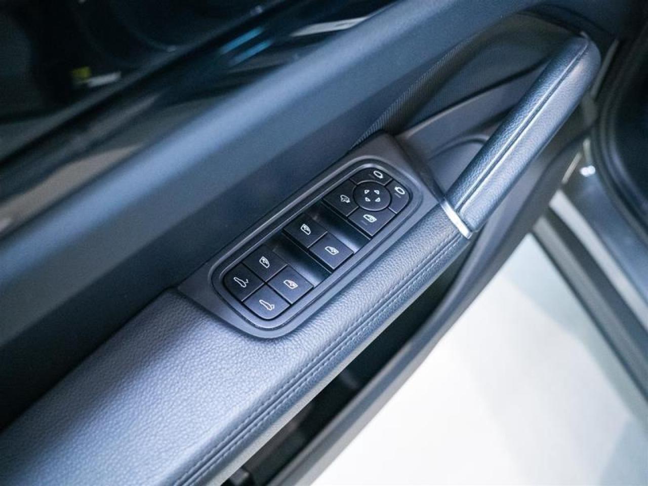 2022 Porsche Cayenne  Photo