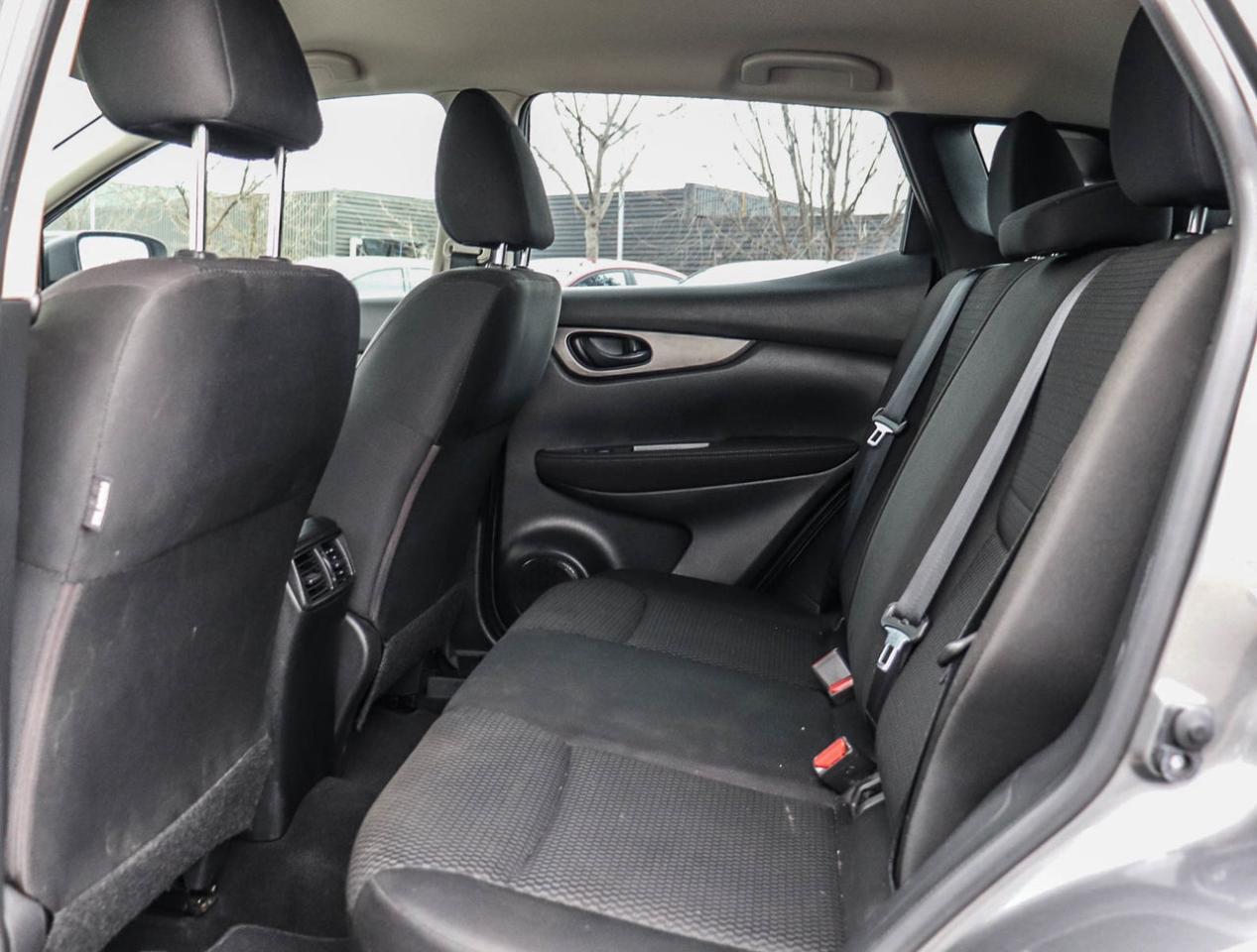 2019 Nissan Qashqai S FWD !!! NO ACCIDENTS !!! 17 ALLOYS   HEATED SEAT Photo